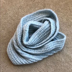 Anthropologie Infinity Chunky Scarf